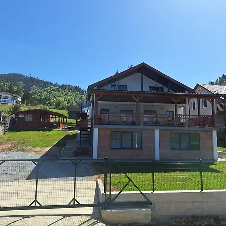 Holiday home De La