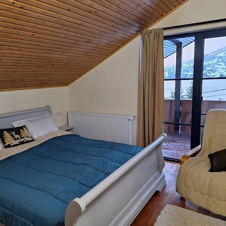 Holiday home De La Colibita